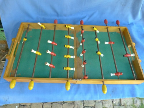 Ancien baby foot - foot, en